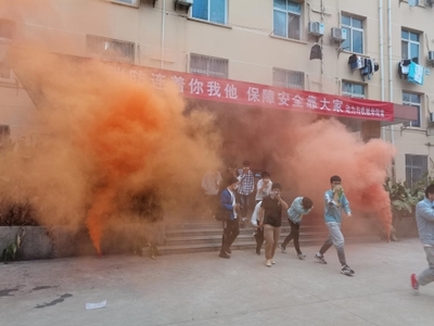 消防連接你我他，安全同行靠大家——?jiǎng)恿εc機(jī)械學(xué)院2021級(jí)11月消防演練側(cè)記